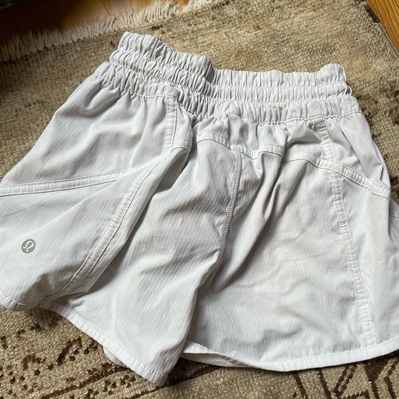 White lululemon track that short - Picture 3 of 3